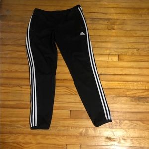 Women’s adidas pants size large. Good condition